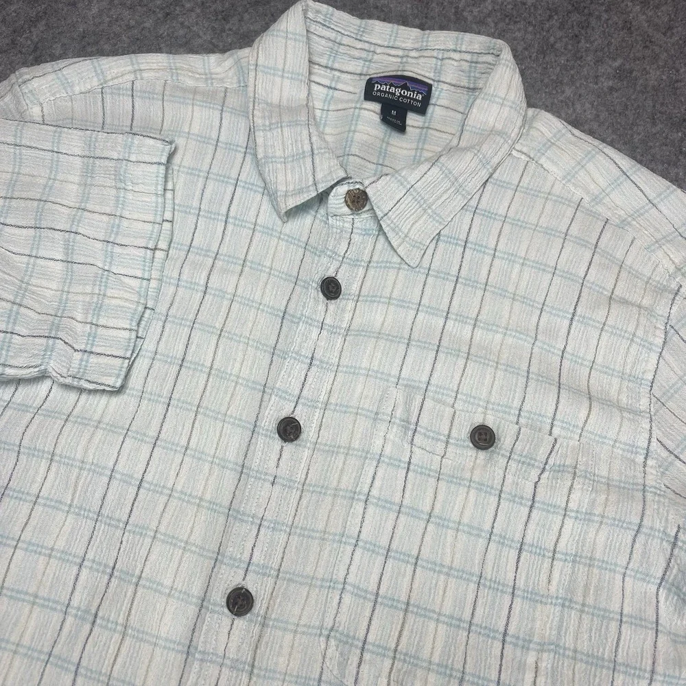 Patagonia Puckerware Men's Medium Short Sleeve Shirt Organic Cotton Seersucker